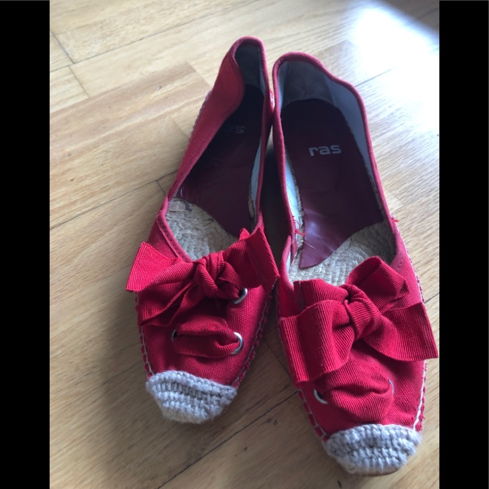2 x RAS cotton canvas espadrilles w. bow, straw bottom & rubber sole 40/Spain